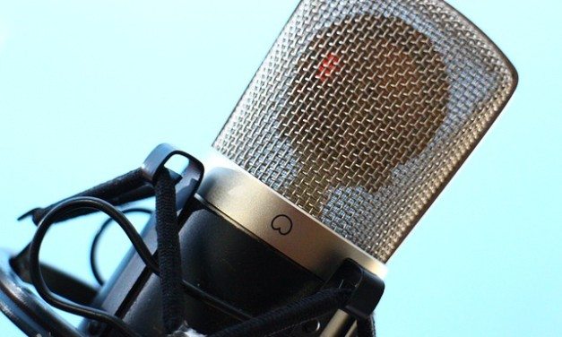 The Best Condenser Microphones For Home Studio Recording (Under $1,000)