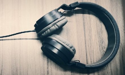 5 Best Headphones Under $100