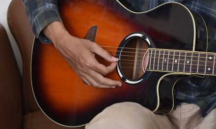 7 Best Mid-Priced Acoustic Guitars (From $200 to $500)