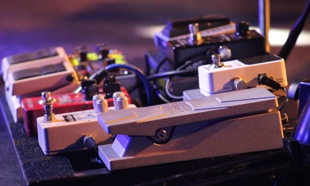 Best Powered Pedal Boards For Guitar